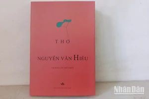 Bìa tập Thơ Nguyễn Văn Hiếu.