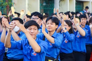 Thanh niên Thành phố Hồ Chí Minh ra quân thực hiện các hoạt động tình nguyện trong Tháng Thanh niên năm 2024.