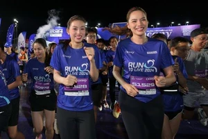 Các vận động viên tham gia Giải chạy bán marathon Run To Live 2024