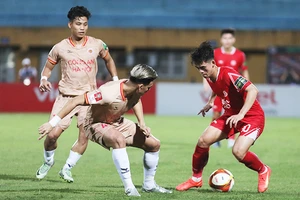 Cầu thủ trẻ Khuất Văn Khang (CLB Viettel) được HLV Troussier gọi vào đợt tập trung tháng 10 của đội tuyển Việt Nam. Ảnh: LÊ MINH