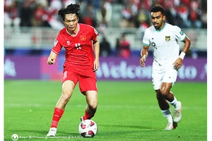 Một pha tranh bóng trong trận đội tuyển Việt Nam gặp đội tuyển Indonesia. Ảnh: VFF