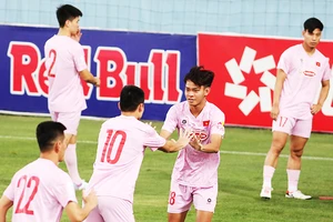 Bóng đá Việt Nam đang thiếu cầu thủ trẻ triển vọng. Ảnh: LÊ MINH