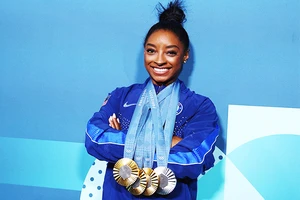 Simone Biles làm lu mờ mọi thứ