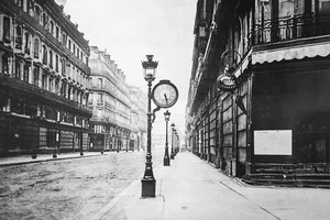 Một đồng hồ khí nén ở Paris. Ảnh: GETTY IMAGES