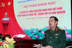 Thượng tướng, TS Lê Huy Vịnh phát biểu chỉ đạo Hội thảo. 