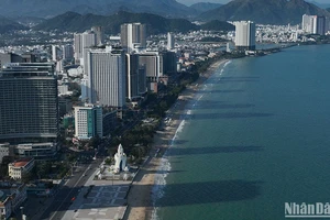 Một góc thành phố biển Nha Trang, trung tâm du lịch của tỉnh Khánh Hòa.