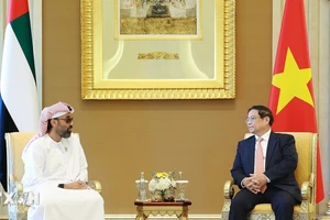 Thủ tướng Phạm Minh Chính tiếp Cố vấn an ninh quốc gia, Phó Toàn quyền Abu Dhabi Sheikh Tahnoon Bin Zayed Al Nahyan.