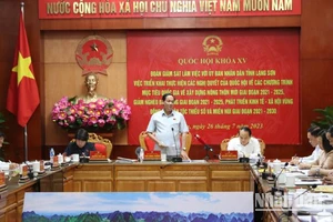 Đồng chí Thượng tướng Trần Quang Phương, Ủy viên Trung ương Đảng, Phó Chủ tịch Quốc hội làm việc với Ủy ban nhân dân tỉnh Lạng Sơn.