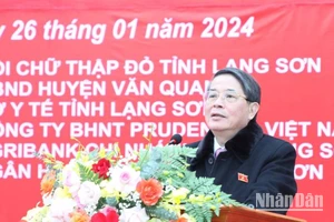 Đồng chí Phó Chủ tịch Quốc hội phát biểu tại chương trình "Tết nhân ái" - Xuân Giáp Thìn 2024 tại huyện Văn Quan (Lạng Sơn).