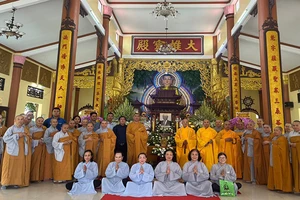 Tăng, ni và Phật tử ở Thành phố Hồ Chí Minh tiếc thương Tổng Bí thư Nguyễn Phú Trọng.