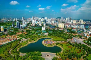Nhiều quận nội thành ở Hà Nội gặp khó khi xây dựng chuẩn văn minh đô thị 