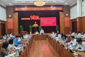 Đoàn khảo sát của Ban Tuyên giáo Trung ương làm việc với Thành ủy Đà Nẵng.
