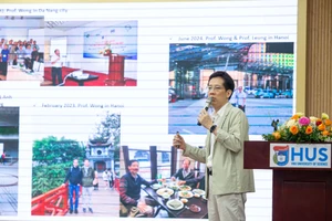 Phó Giáo sư, Tiến sĩ Từ Bình Minh, giảng viên cao cấp và chuyên gia về hóa học phân tích và hóa học môi trường, Trường đại học Khoa học Tự nhiên, Đại học Quốc gia Hà Nội chia sẻ tại hội thảo.