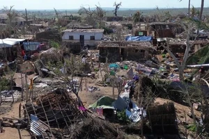 Những ngôi nhà ở Mozambique đã bị phá hủy bởi cơn bão Chido. (Ảnh: UNICEF)