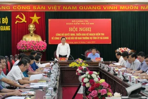 Toàn cảnh buổi làm việc của Đoàn Kiểm tra với lãnh đạo tỉnh Hà Giang.