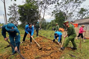 Huyện Vị Xuyên huy động cả hệ thống chính trị hỗ trợ hộ nghèo xóa nhà tạm.