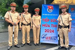 Hà Nội huy động khoảng 1.000 cán bộ, chiến sĩ tiếp sức mùa thi tốt nghiệp THPT quốc gia 2024.