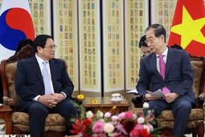 Thủ tướng Phạm Minh Chính hội đàm với Thủ tướng Hàn Quốc Han Duck Soo, ngày 2/7/2024.(Ảnh: TTXVN)