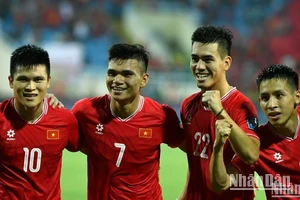 Đội tuyển Việt Nam có sự cải thiện trên bảng xếp hạng FIFA. (Ảnh: TRẦN HẢI)