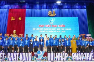 41 Ủy viên Ủy ban Hội Liên hiệp Thanh niên Việt Nam tỉnh khóa VII, nhiệm kỳ 2024-2029 ra mắt Đại hội. 