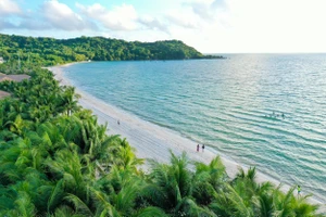 Bãi Kem, top 50 bãi biển đẹp nhất hành tinh (Ảnh: CTV)