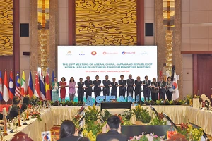 Các Bộ trưởng Du lịch ASEAN+3 tại Hội nghị Bộ trưởng Du lịch ASEAN+3 (Ảnh: Cục Du lịch Quốc gia Việt Nam) 