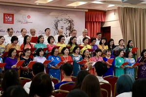 Buổi hòa nhạc kỷ niệm ngày sinh nhà thơ A.S.Pushkin diễn ra tại Hà Nội. (Ảnh do Trung tâm Khoa học và Văn hóa Nga tại Hà Nội cung cấp)