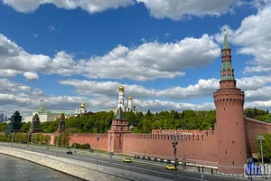 Khuôn viên Điện Kremlin ở thủ đô Moskva. (Ảnh: XUÂN HƯNG)