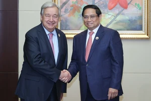 Thủ tướng Chính phủ Phạm Minh Chính và Tổng Thư ký Liên hợp quốc António Guterres. (Ảnh: Nhật Bắc/VGP)