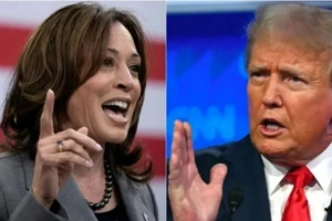 Phó Tổng thống Mỹ Kamala Harris (trái) và cựu Tổng thống Donald Trump. (Ảnh: AP/TTXVN)