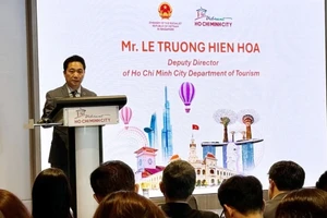 Ông Lê Trương Hiền Hòa, Phó Giám đốc Sở Du lịch Thành phố Hồ Chí Minh phát biểu tại hội thảo. (Ảnh Đỗ Vân/TTXVN)