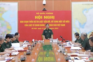 Hội nghị Ban soạn thảo dự án Luật Sửa đổi, bổ sung một số điều của Luật Sĩ quan Quân đội nhân dân Việt Nam. Anhr: Báo QĐND