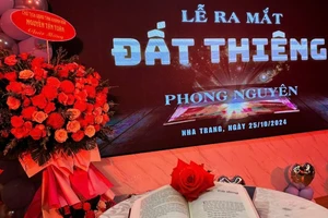 Miền đất thiêng chủ quyền trong bút ký của nhà báo Phong Nguyên 