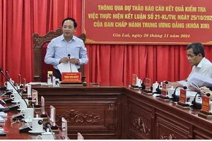 Thượng tướng Trịnh Văn Quyết, Trưởng Đoàn kiểm tra số 1355 của Ban Bí thư (khóa XIII) làm việc với Ban Thường vụ Tỉnh ủy Gia Lai.