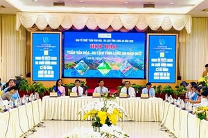 Quang cảnh Họp báo thông tin sự kiện “Tuần Văn hóa-Du lịch tỉnh Long An năm 2022”.