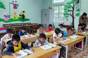 Việc miễn học phí trong năm học 2022-2023 của tỉnh Quảng Bình sẽ giúp cho học sinh giảm bớt khó khăn.