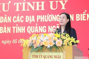 Bí thư Tỉnh ủy Quảng Ngãi Bùi Thị Quỳnh Vân phát biểu kết luận tại buổi đối thoại. 