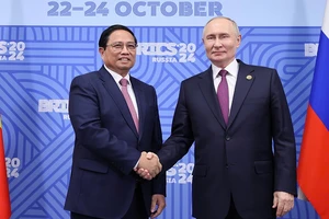 Thủ tướng Phạm Minh Chính và Tổng thống Liên bang Nga Vladimir Putin. (Ảnh: NHẬT BẮC/VGP)