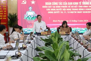 Đồng chí Nguyễn Đức Hiển, Phó Trưởng Ban Kinh tế Trung ương phát biểu tại buổi làm việc với tỉnh Bình Phước.