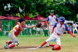 Nội dung bóng chày năm người rất phù hợp phát triển trong điều kiện trường học Việt Nam. Ảnh: Hoàng Khánh.
