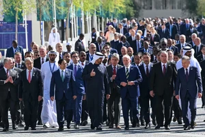 Thủ tướng Phạm Minh Chính và các nhà lãnh đạo thế giới với bước tiến lịch sử - Quỹ Tổn thất và Thiệt hại - tại COP28. 