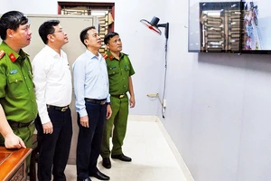Kiểm tra hệ thống camera an ninh tại phường Phù Chẩn, thành phố Từ Sơn, tỉnh Bắc Ninh.