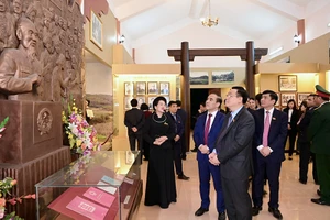 Chủ tịch Quốc hội Vương Đình Huệ thăm Nhà lưu niệm Khu di tích Ban Thường trực Quốc hội (tháng 1/2023).