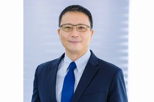 Ông Kenneth Tse, tân Tổng Giám đốc Nhà máy Intel Việt Nam.