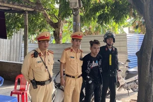 Đối tượng Nguyễn Ngọc Thành bị lực lượng chức năng bắt giữ khi đang trên đường lẩn trốn.