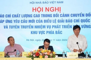 Hội nghị nhằm đề xuất các giải pháp chuyển đổi số báo chí.