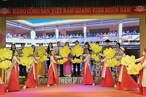 Một tiết mục văn nghệ chào mừng năm học mới.