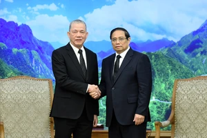 Thủ tướng Phạm Minh Chính và Phó Thủ tướng Malaysia Fadillah Yusof (Ảnh: Trần Hải).