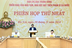 Thủ tướng Phạm Minh Chính chủ trì Phiên họp thứ nhất Ban Chỉ đạo Trung ương triển khai xoá nhà tạm, nhà dột nát trên phạm vi cả nước (Ảnh: Trần Hải). 