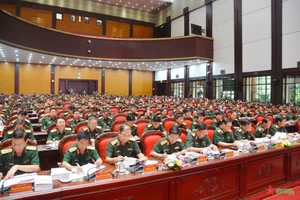 Lãnh đạo Bộ Quốc phòng tham gia hội nghị.